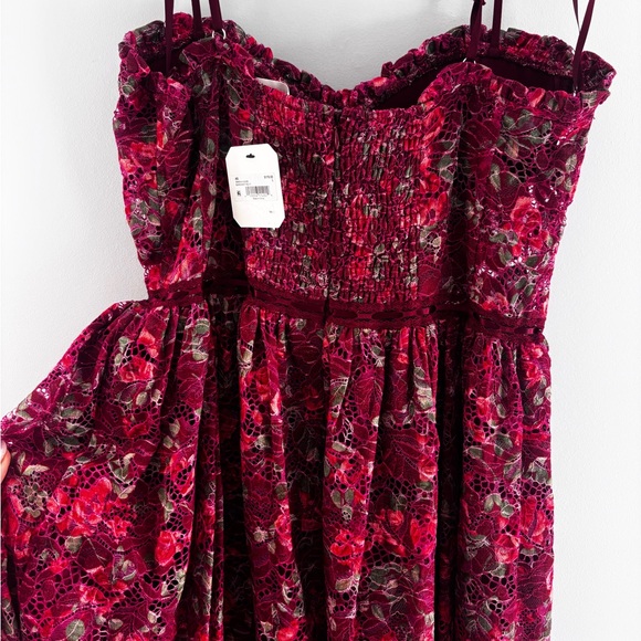 NWT Altar'd State Liora Floral Lace Maxi Dress with Spaghetti Straps Sz L - Picture 7 of 9